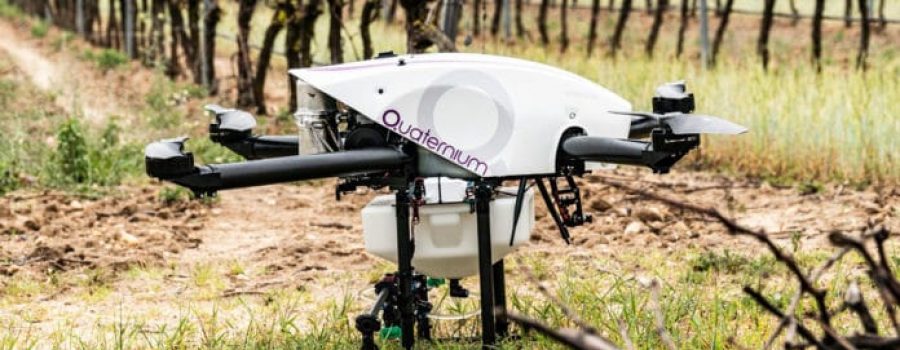 Dron Quaternium HYBRiX 2.1 za lakše i brže prskanje u poljoprivredi
